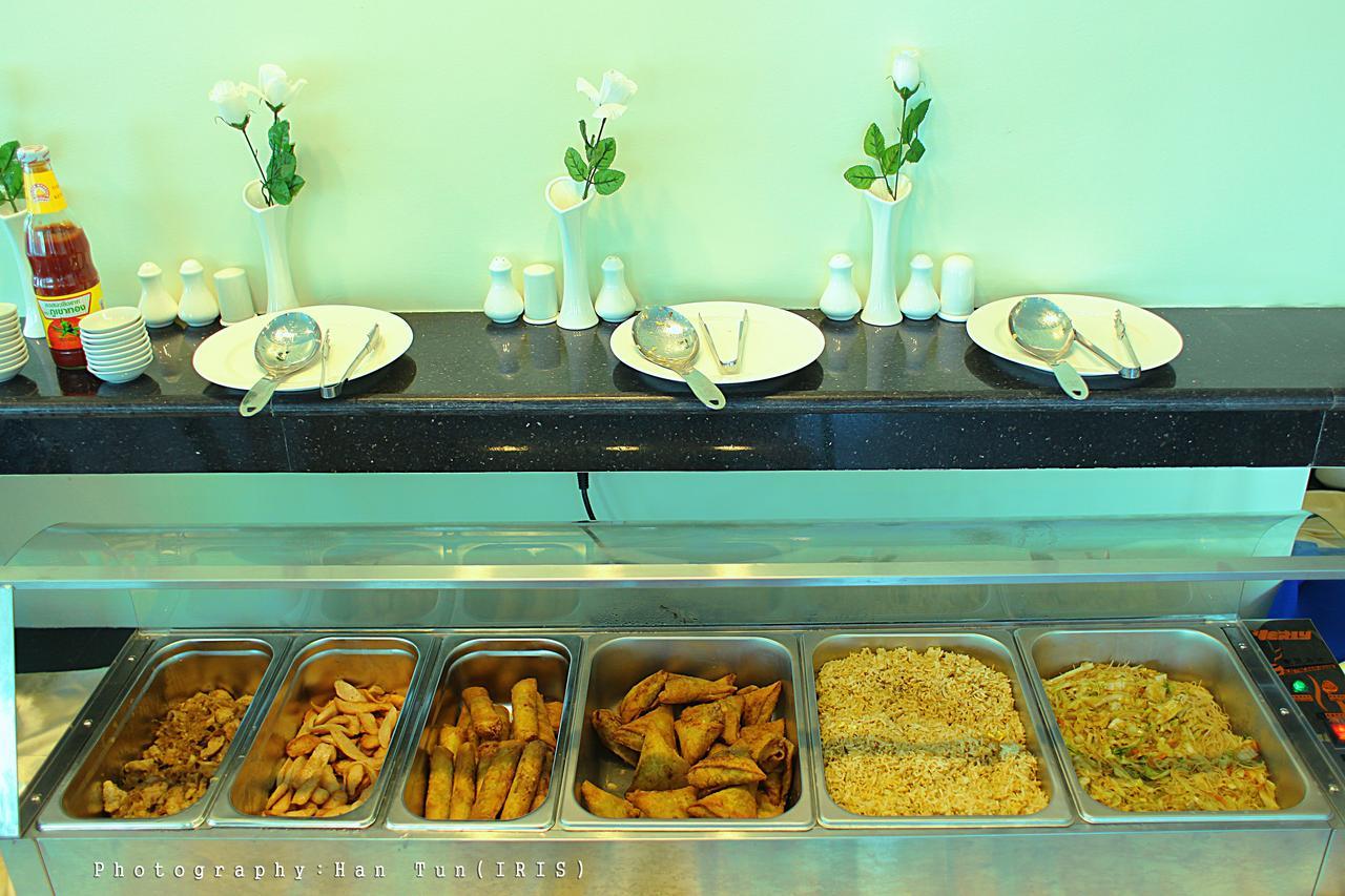 Ngwe Moe Hotel Moulmein Extérieur photo